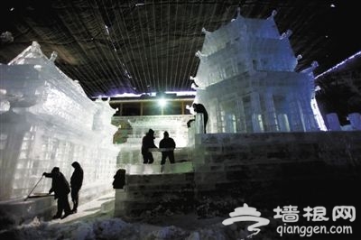 2013龙庆峡冰灯节