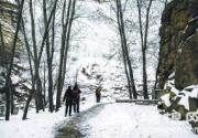 密云冬季旅游 滑雪攀冰体验极限运动