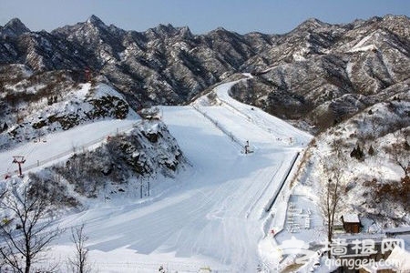 周末京郊滑雪 怀北国际滑雪场不容错过