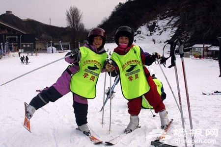 享受冬日滑雪乐趣 怀北国际滑雪场不容错过