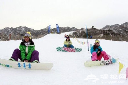 享受冬日滑雪乐趣 怀北国际滑雪场不容错过