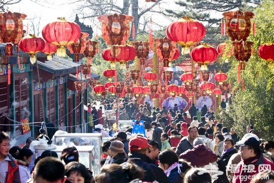2013第十九届红螺寺庙会大年初一开幕[墙根网]