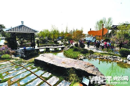 园博园湘潭园萦绕“莲”景书香[墙根网]