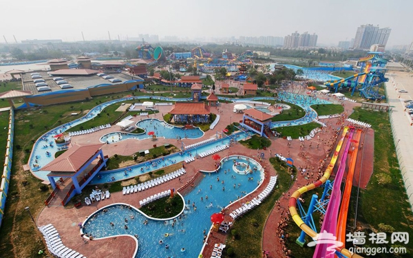 夏日嬉水狂欢地 欢乐水魔方极速心跳