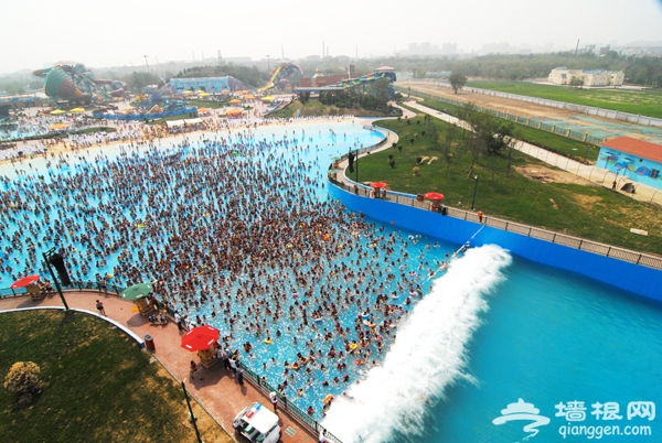 夏日嬉水狂欢地 欢乐水魔方极速心跳