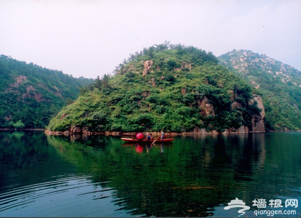 避暑戏水青龙峡 约会青山绿水古长城