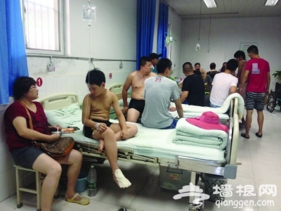 连云港大沙湾海滩浴场水母蜇伤20余游客