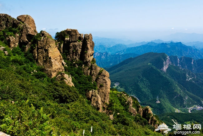 房山白草畔 天高云淡好风光