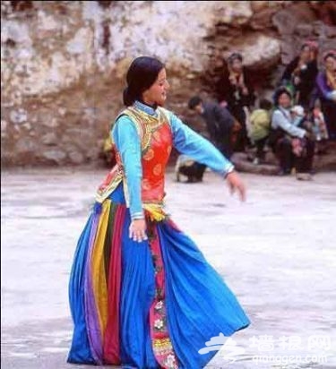 奇葩民族! 揭秘一女嫁多夫的四川神秘女王谷