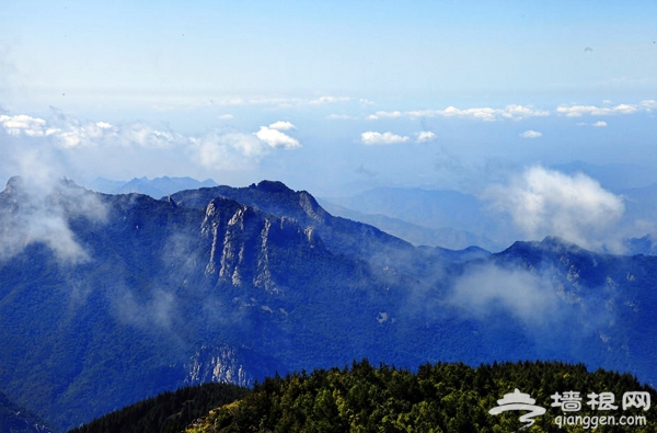 京东之首&mdash;&mdash;岩山主峰雾灵山