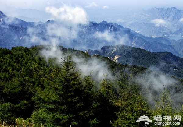 京东之首&mdash;&mdash;岩山主峰雾灵山