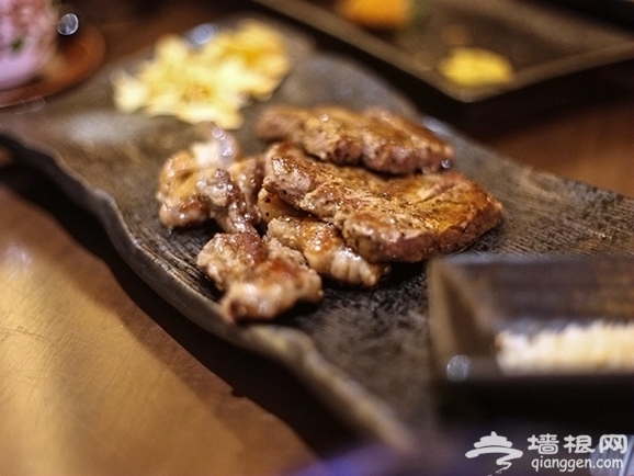 舞日本餐厅：氛围打造宽慰料理