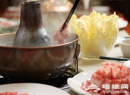 不容错过 北京10大铜锅涮肉火锅店[墙根网]