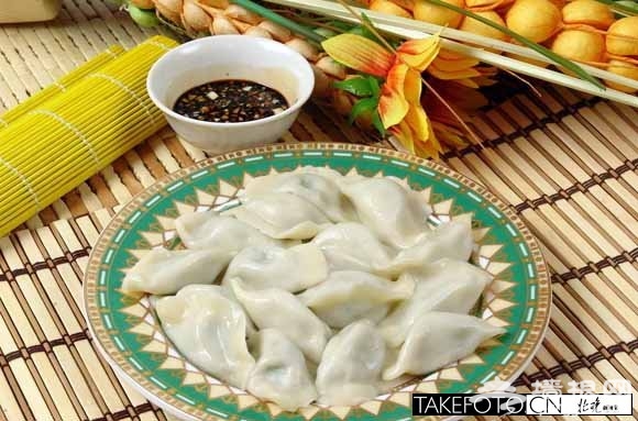 立冬：吃饺子泡温泉盘点北京老理儿讲究[墙根网]