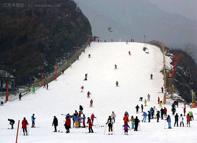 怀北国际滑雪场 冰天雪地激情无限