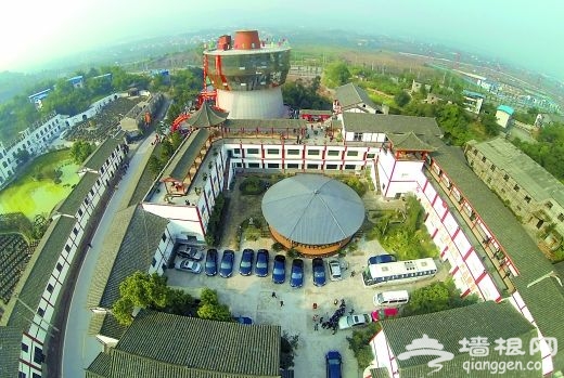 重庆火锅博物馆开业 37米高建筑形似火锅