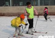 2013-2014狼牙山第二届滑雪节开幕 圣诞滑雪赠平安果