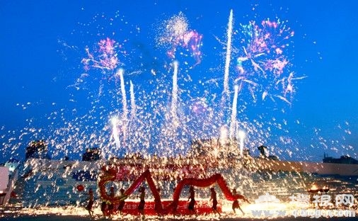 欢乐谷过大年 解密北京欢乐谷十足年味[墙根网]