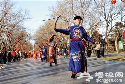 揭秘天坛祭天队伍：演“皇帝”的是天坛绿化工[墙根网]