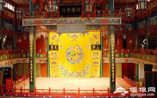 流光溢彩的夜生活 夜游重庆攻略
