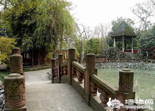 2013成都车展周边旅游景点