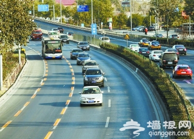 北京西南三环施划公交专用道