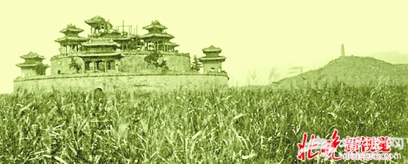 团城湖上的治镜阁（摄于清末）