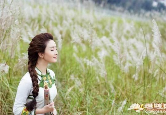 四川内江“甜城甜女”惊艳亮相 各个倾国倾城甜美如画