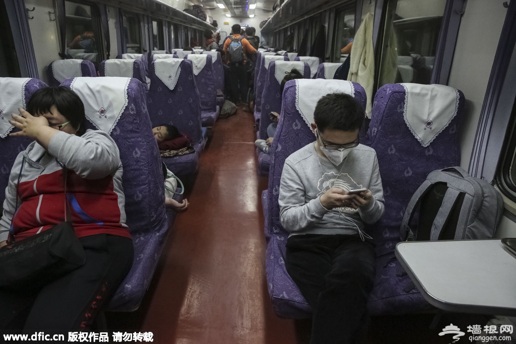 “北京西—北京站”首次火车通行 车厢内灰尘多乘客捂鼻[墙根网]