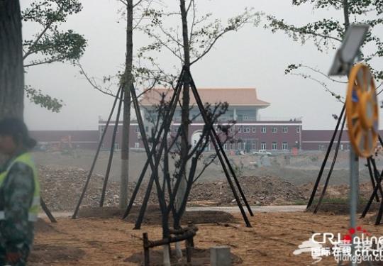 记者实地探访北京“阅兵村” 设有酷似天安门建筑