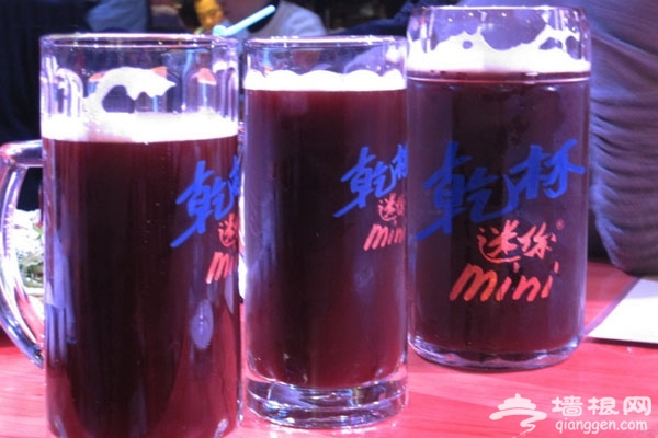 爸妈去看球 普兰达啤酒沙龙德式西餐