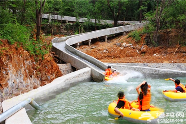 高山滑水