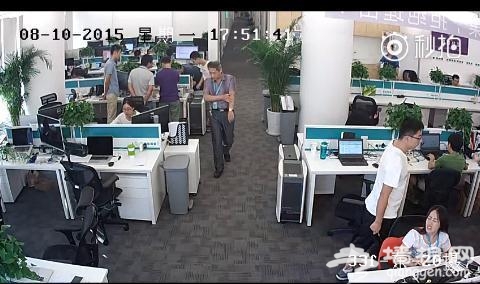 被同事吓出精神病？女子患上应激障碍[墙根网]
