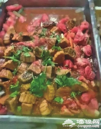 西红柿炒豆沙 奇葩月饼颠覆想象[墙根网]