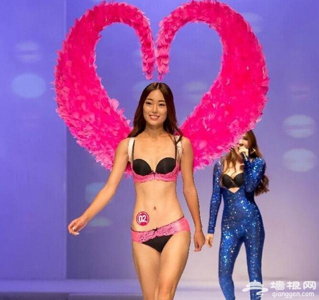 世界旅游小姐北京赛区决赛落幕 选手上演缤纷泳装秀[墙根网]