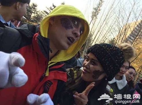 长影世纪城万圣节惊魂 “群魔大趴”险象环生[墙根网]