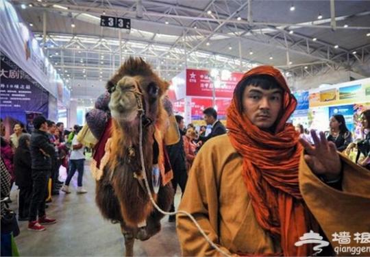 2015中国西部冰雪旅游节亮相乌鲁木齐