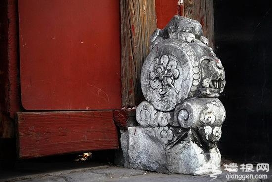 揭秘老北京胡同门墩 京味儿文化雕刻板记录时代变迁