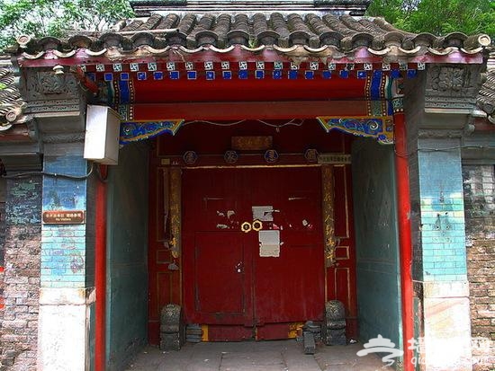 揭秘老北京胡同门墩 京味儿文化雕刻板记录时代变迁[墙根网]
