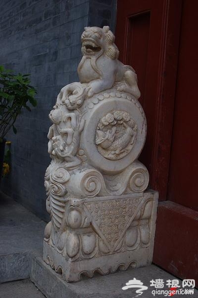 揭秘老北京胡同门墩 京味儿文化雕刻板记录时代变迁[墙根网]