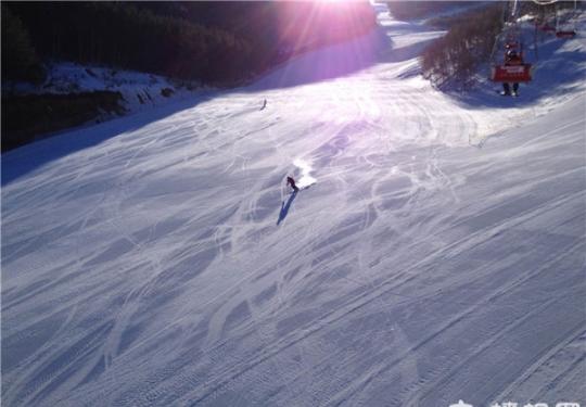 2015年冬季去哪儿玩 张家口滑雪场及线路