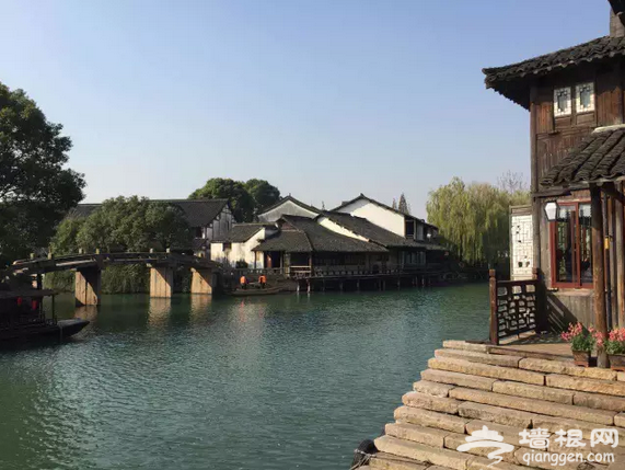 记者独家探访一夜爆火的乌镇筷子店[墙根网]