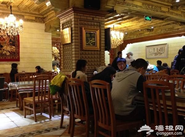 学院路上找美食 你管我是不是学霸[墙根网]