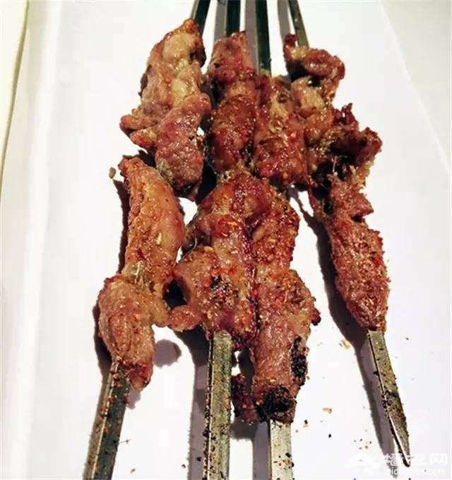 学院路上找美食 你管我是不是学霸[墙根网]