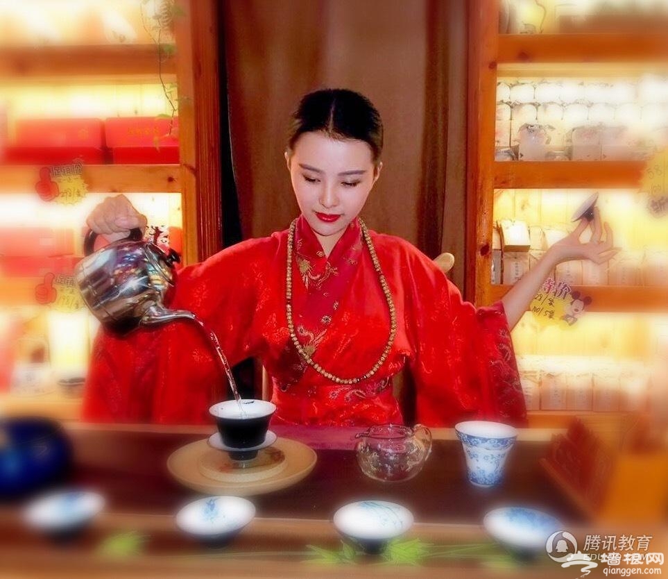 气质校花夏胡红爱茶艺 旅游小姐赛获奖[墙根网]