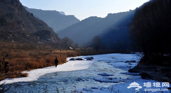  白河峡谷走冰攻略 北京冬季踩冰行走最佳路线