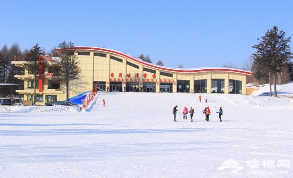2015美丽中国行走进铁力日月峡滑雪场