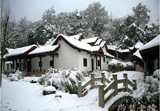 逛校园赏美景 看哪些大学校园成国家级景区