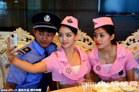 东莞“空姐”服务“城管” 玩的是哪出？[墙根网]