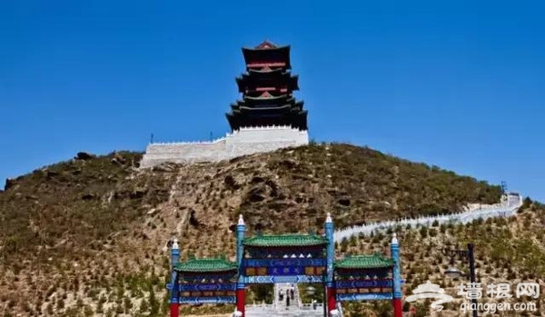 不到定都峰，枉到北京城[墙根网]